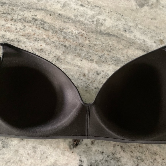 Victoria Secret T Shirt Bra size 34DDD - Picture 4 of 4